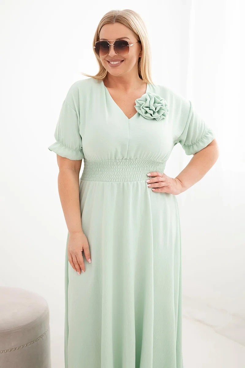 eng_pl_Womens-plus-size-dress-with-a-V-neck-and-ruched-waist-mint-40004_4
